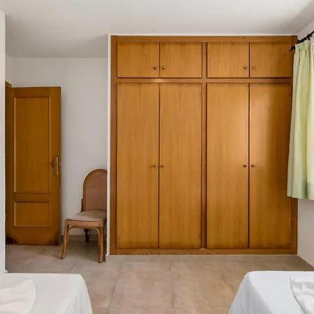 Apartament Arenal 1 - Plusholidays *