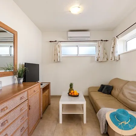 Apartment Arenal 1 - Plusholidays *